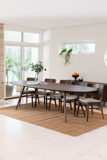 Joel Matbord  i rökoljad ek inklusive två iläggsskivor på matplats