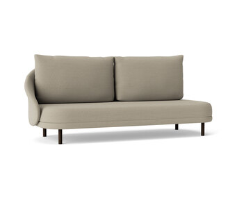 New Wave med öppet avslut, klädd i tyget Hallingdal 220. Benen är av mörk, rökt ek.