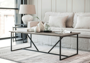 Zet Soffbord i rustikt inrett vardagsrum