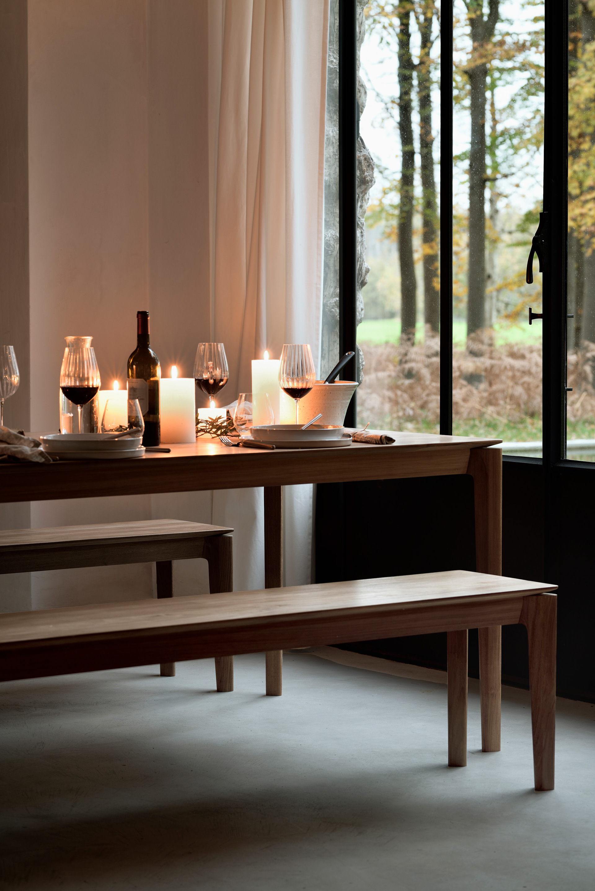 Bok-matbord-teak-middags-bjudning