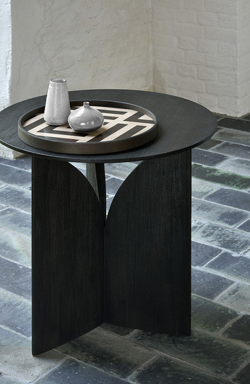 Ethnicraft-Fin-Sidobord-Teak-Miljo