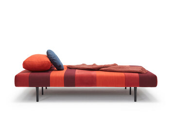 Conlix Patchwork Bäddsoffa, röd, utbäddad. 