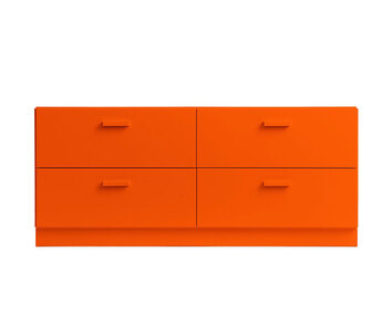 Relief Byrå Låg Orange | Sockel
