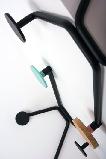 Hook_inner_Hook_outer_studio_detail_1_LR