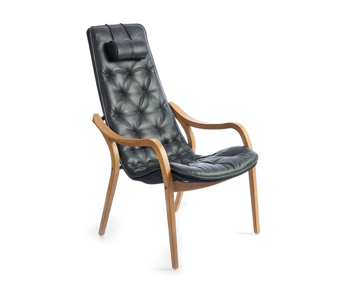 Conform Bravo fåtölj i svart läder.