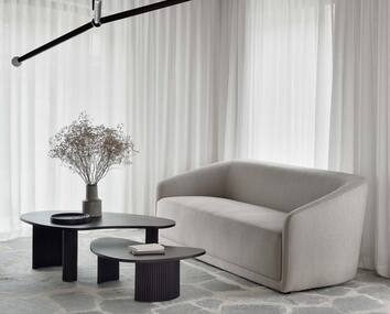 Boomerang Soffbord, kombinera gärna de tillsammans som satsbord.