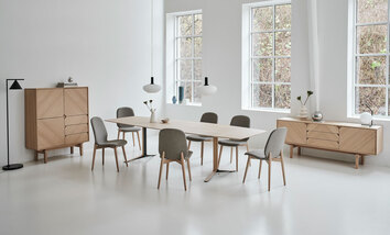 Fusion Matbord Ljus Mattlackad Ek