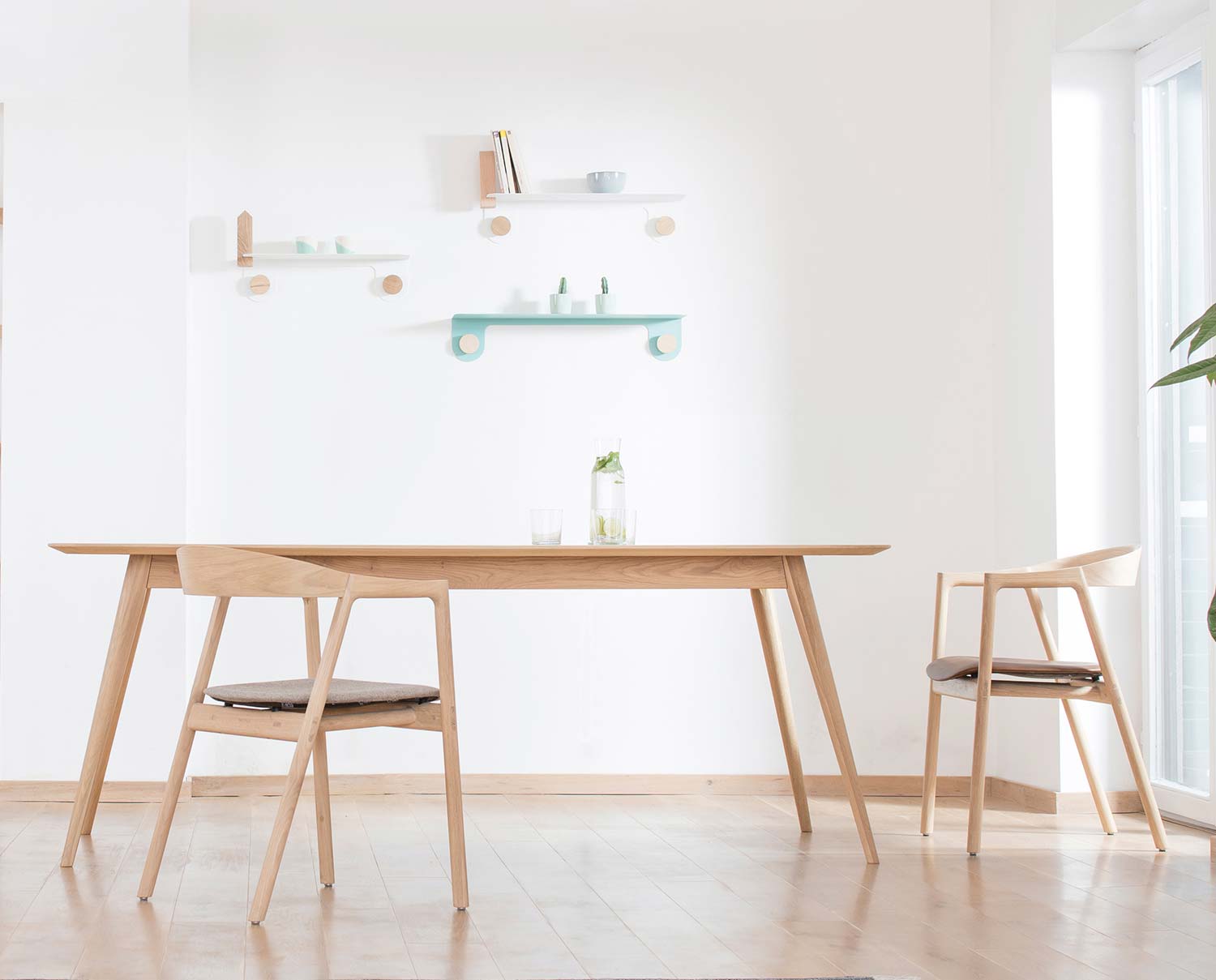 Stafa Matbord med Muna Stol