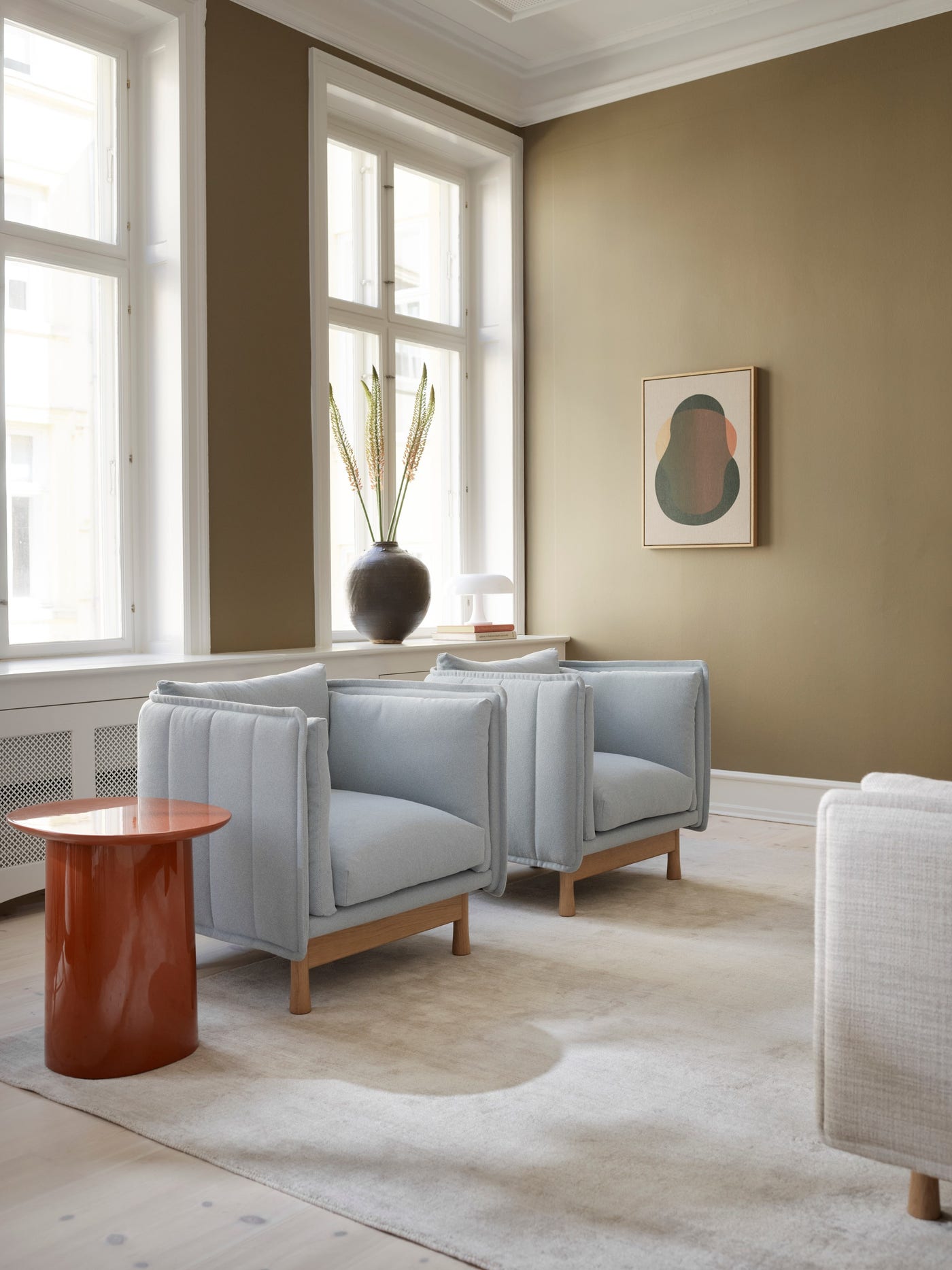 Wendelbo_Showroom Bredgade_Kite Club Chair_Cyber col. 2401_Kin side table_Burnt orange_300 dpi.jpg Wendelbo_Showroom Bredgade_Kite Club Chair_Cyber col. 2401_Kin side table_Burnt orange_300 dpi