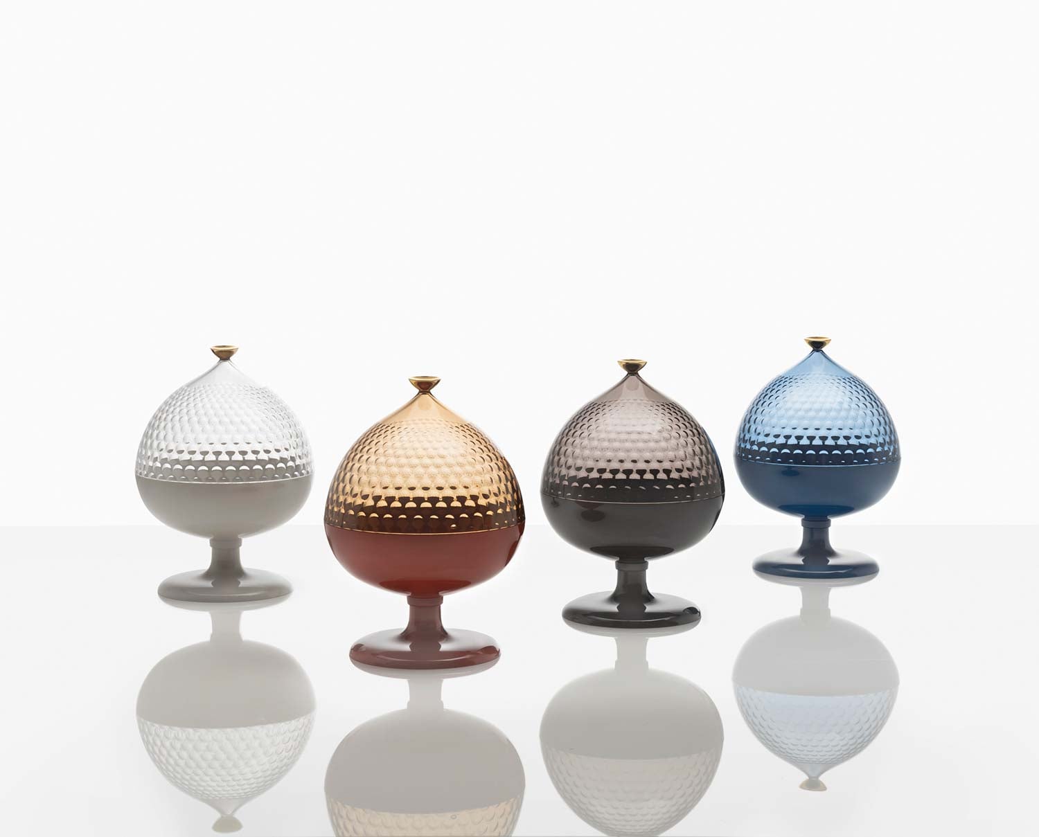 Pumo Skål i grupp om fyra i  flera olika färger