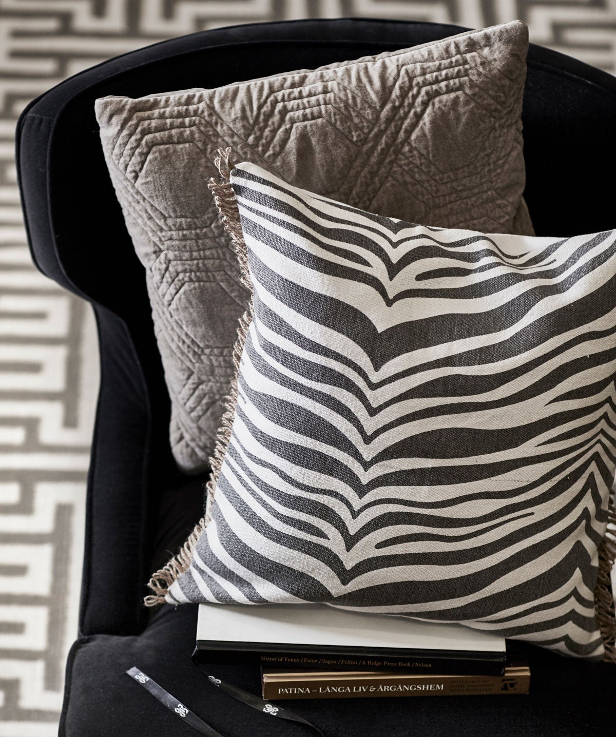 Zebra kudde i en fåtölj