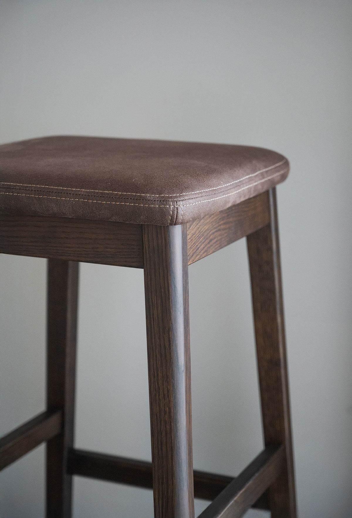 Livermore Barpall i brun ek