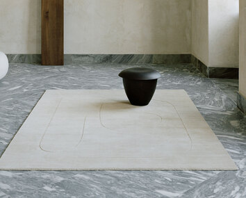 Cursive Expanse Matta | Beige 250x350