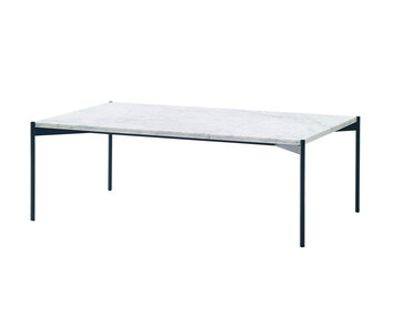 Soffbordet Plateau, med marmorskiva i White Carrara. Bilden visar storleken 60x100 centimeter. 