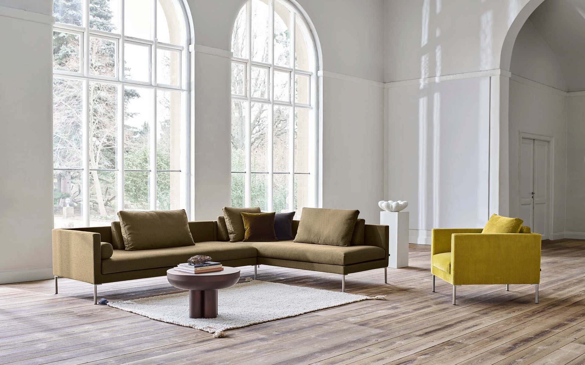 Juul-701-Sofa.jpg Juul-701-Sofa