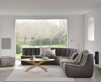 N701 Hörnsoffa i grått tyg