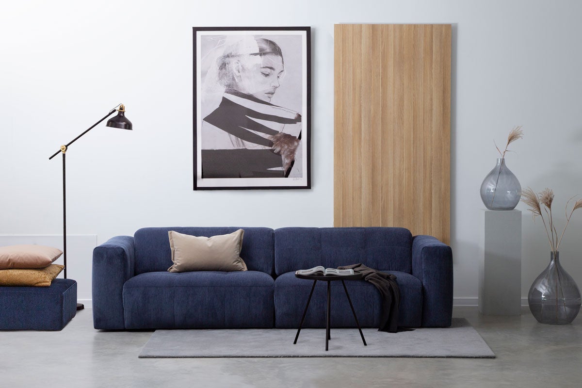 Bluemary_3XL_FLORINA-table©️vilmers