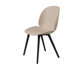 Beetle stol, ben i svart plast, sits i New Beige plast