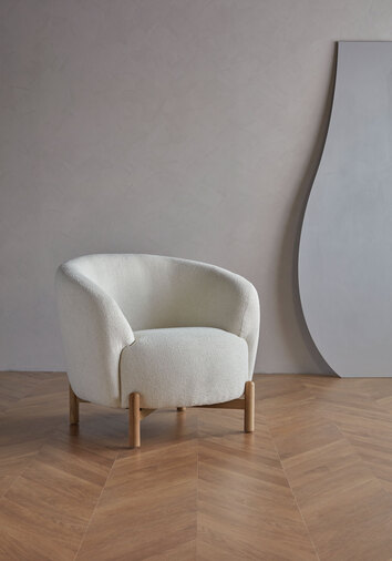 Gran-K450-Fatolj-531-Off-White-Miljobild