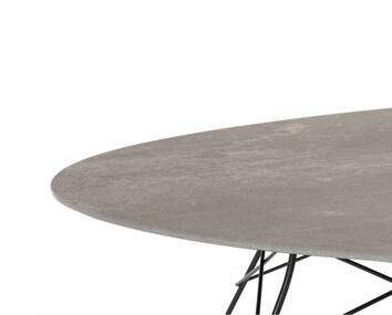 Glossy-outdoor-bord-D128-Aged-Bronze-2-Kartell