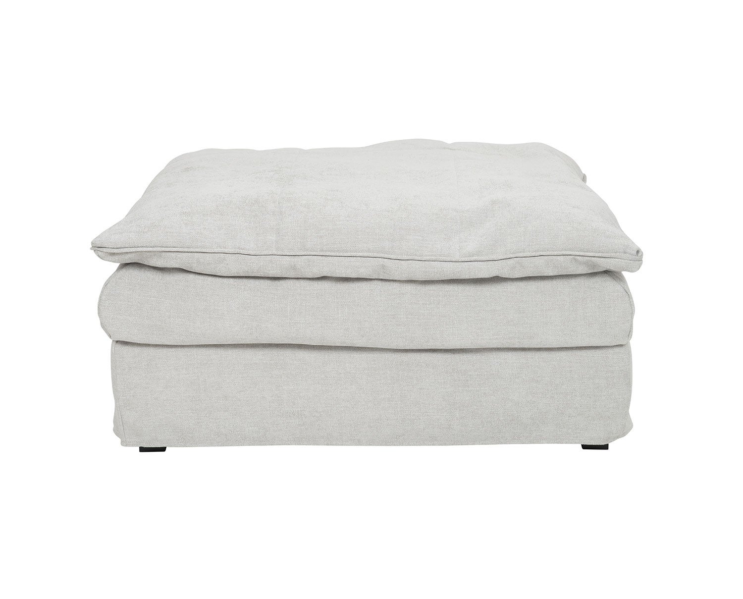 Sake Pall från Furninova. Klädd i Laura Stone