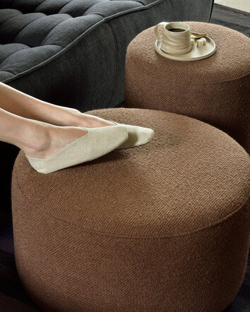 Barrow Puff i färgen Copper i olika storlekar bredvid varandra