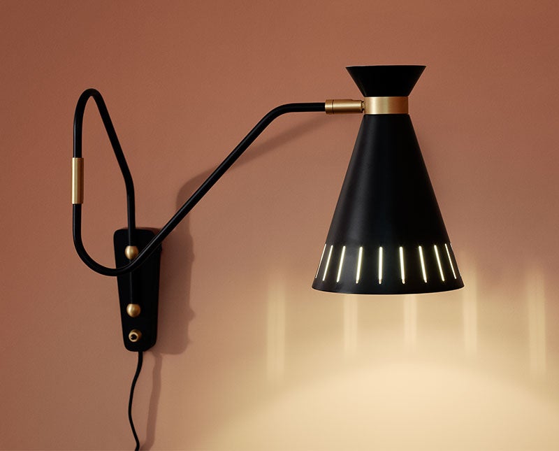 cone-black-walllamp-miljo-WarmNordic