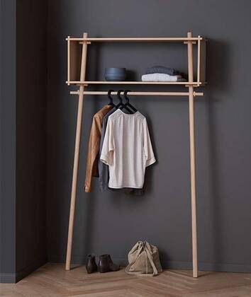 Töjbox Wardrobe med kläder