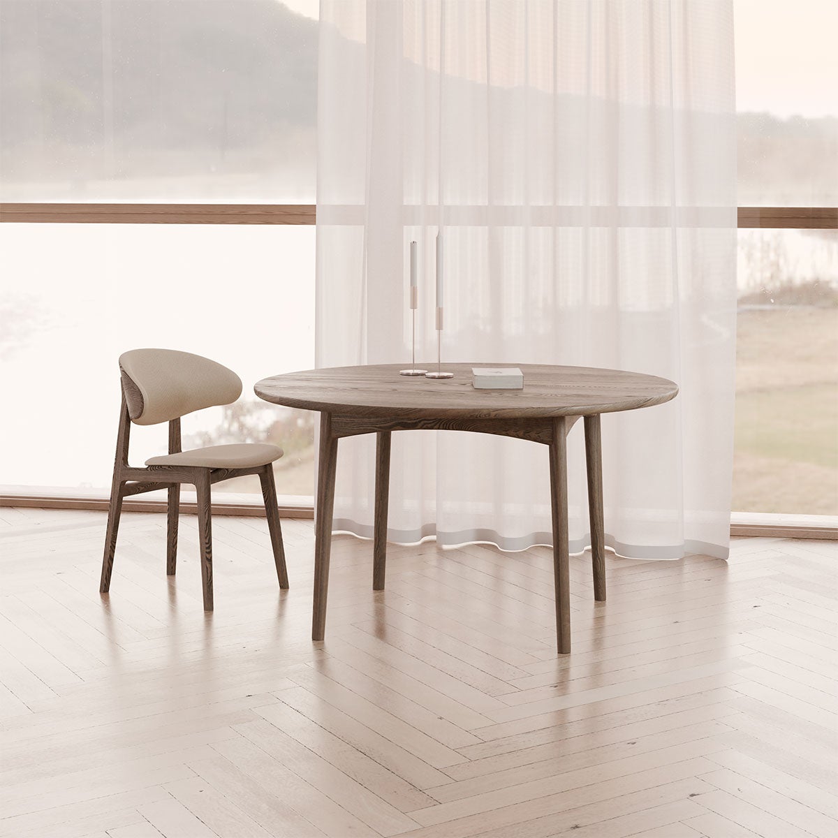 Kristensen-Klassi-Dining-Table-Round-D130-AC11-Pisa-2-Lifestyle