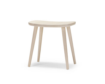 Palle Pall från Stolab i ljus mattlackad björk.