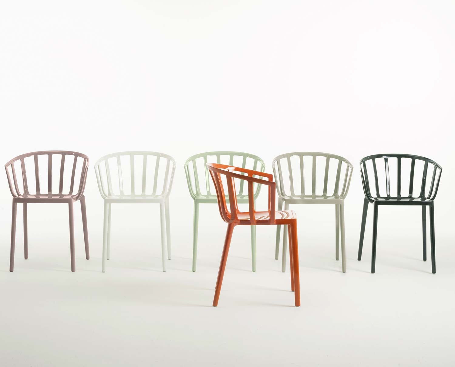 Venice-stol-5806-miljö1-kartell