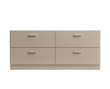 Relief Byrå Låg Beige | Sockel
