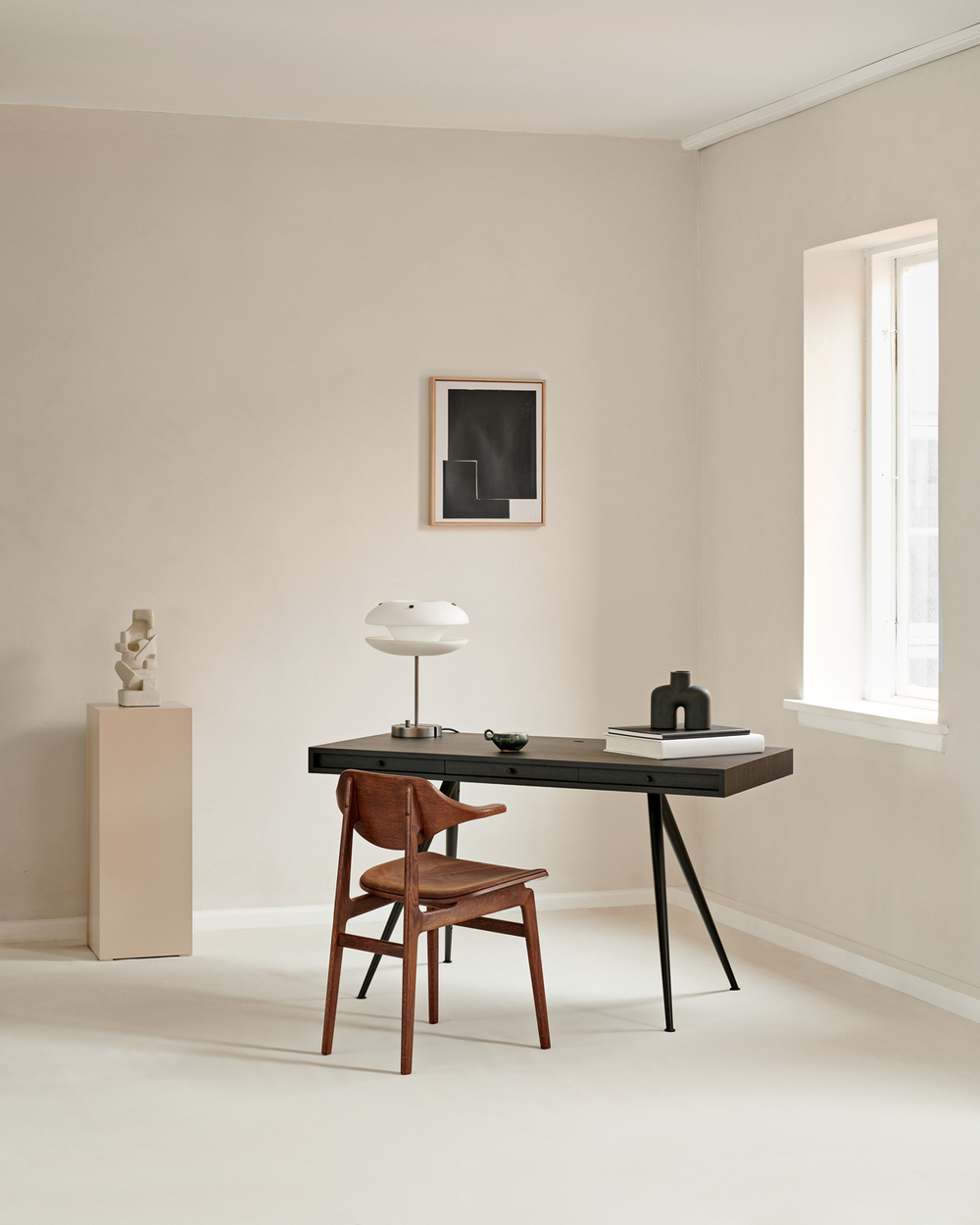 JFK-Desk-01