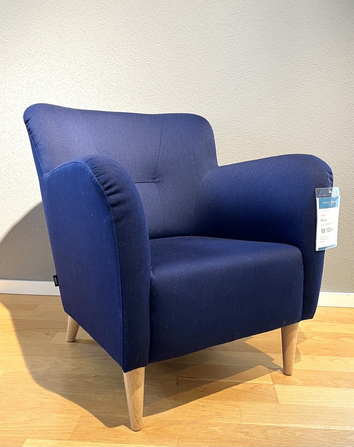 Nova Fåtölj Utställningsrea