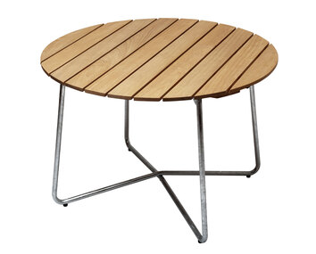 Bord 9A från Grythyttan i oljad ek i diameter 120 centimeter