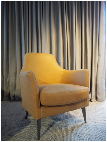 Dione Fåtölj Utställningsrea