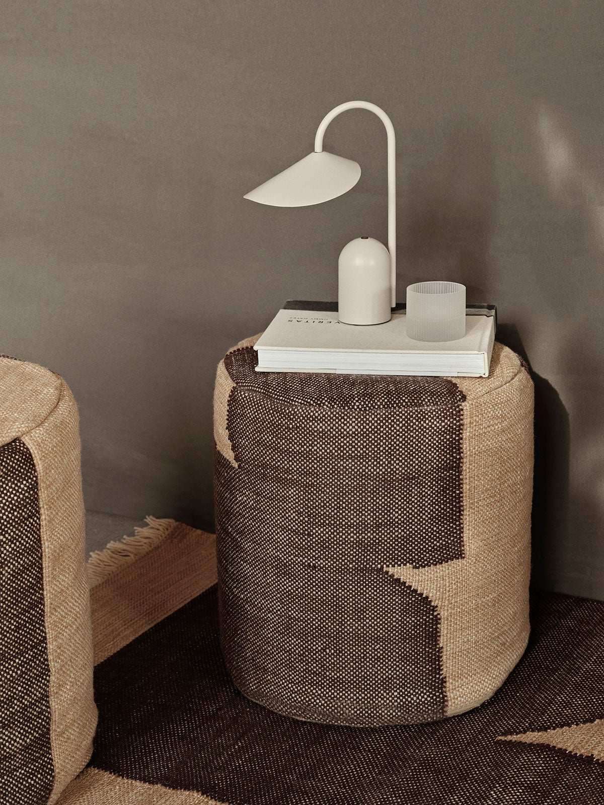 Arum-Portabel-Lampa-Cashmere-Miljo