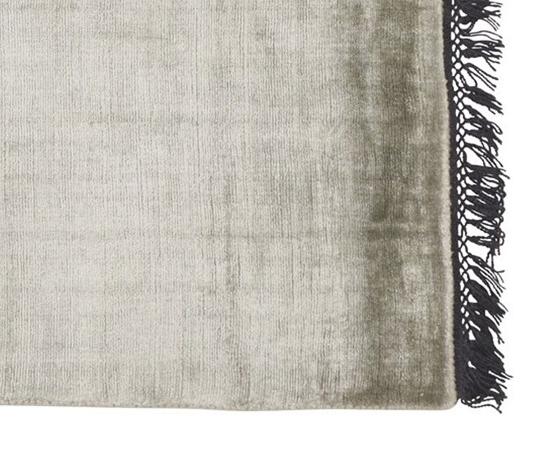 Detaljbild på Almeria Matta i färgen Slate