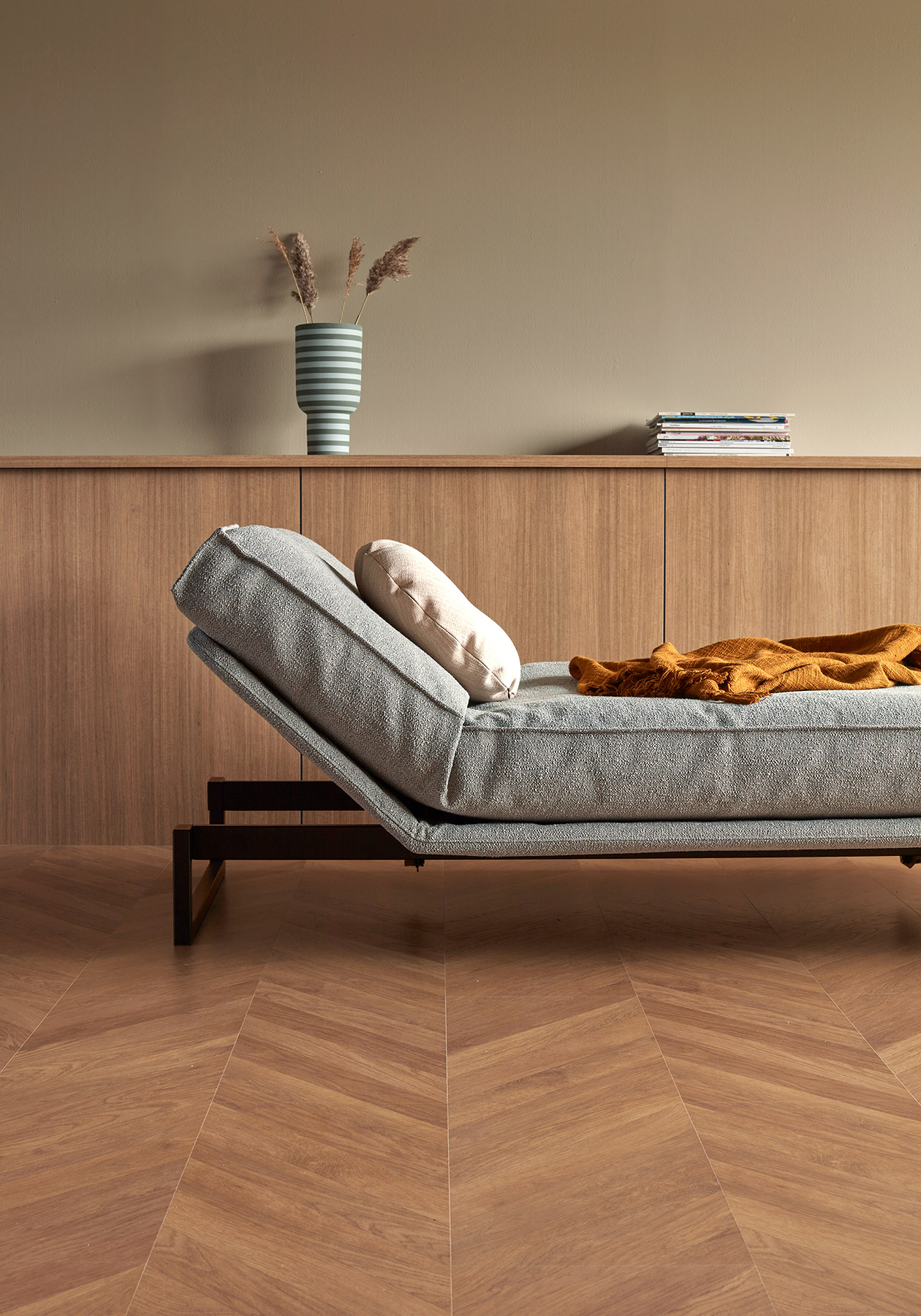 Fraction-120-sofa-bed-nordic-cover-533-e13