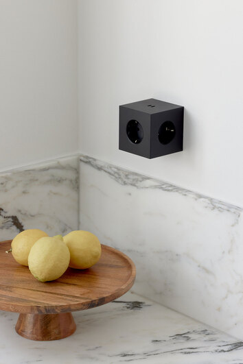 Square-2-Grenuttag-Stockholm-Black-Miljo