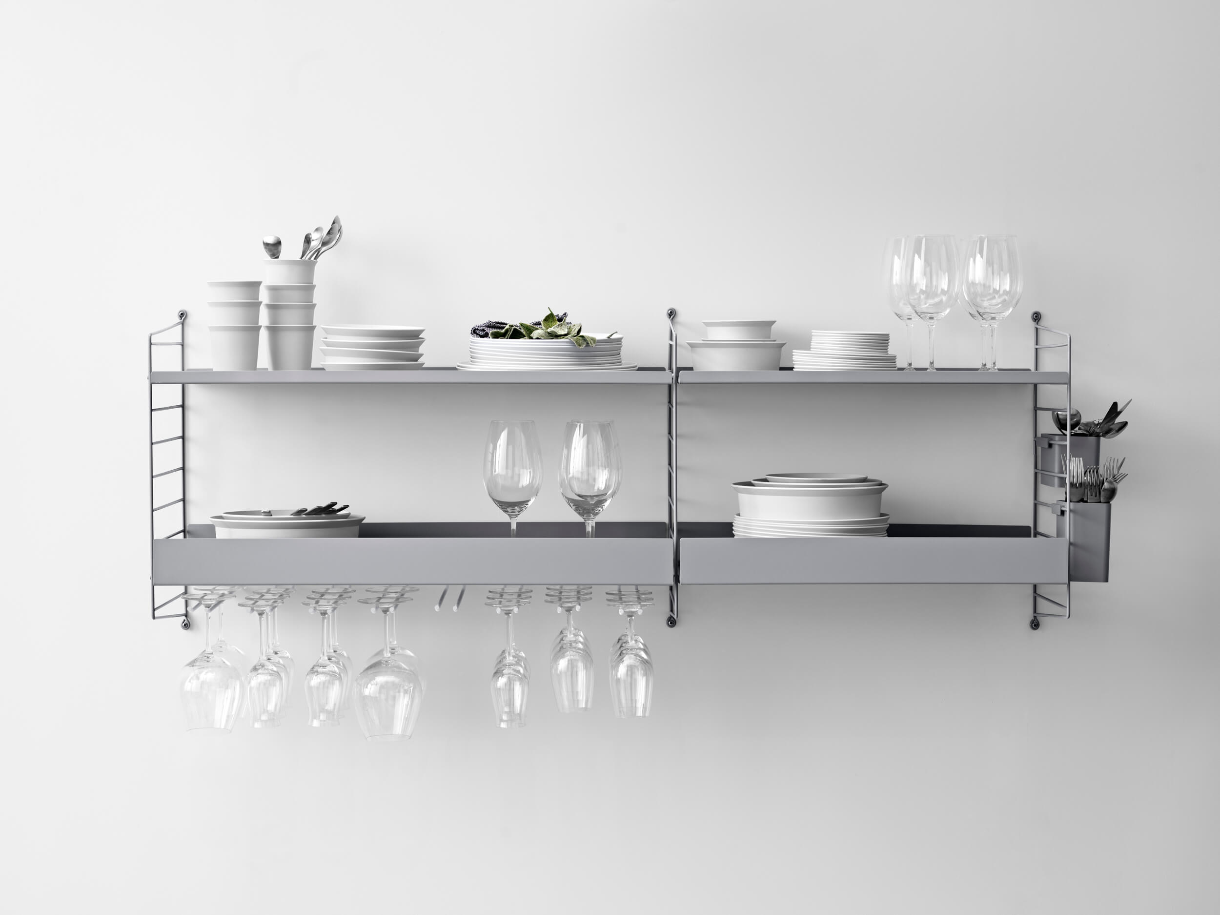 Stringhylla till köket - Designa efter egna önskemål. 