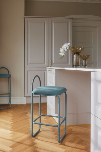 Angui-Barstol-Dusty-Blue-Miljo