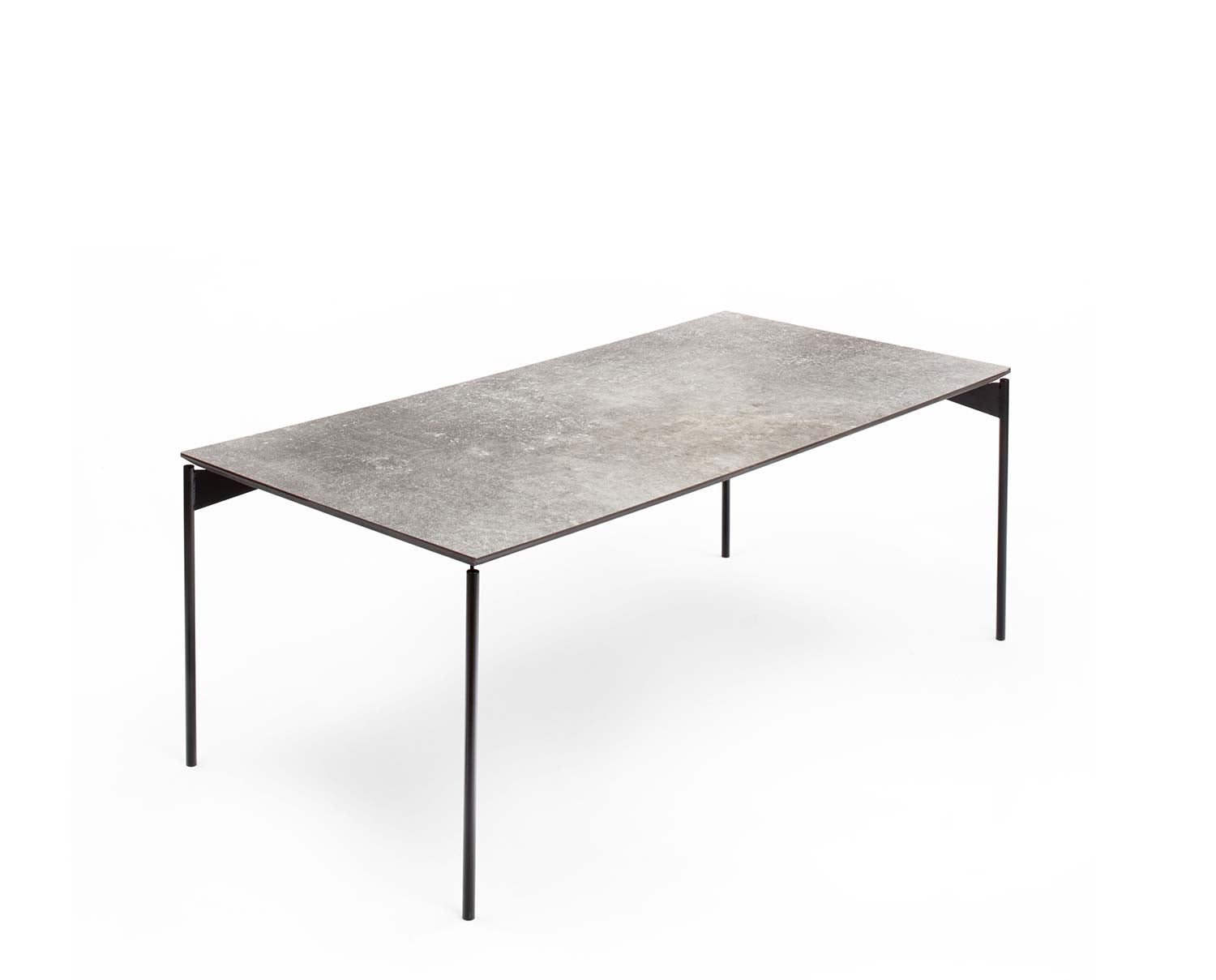 Livorno-soffbord-130x60-betong-1-kleppe