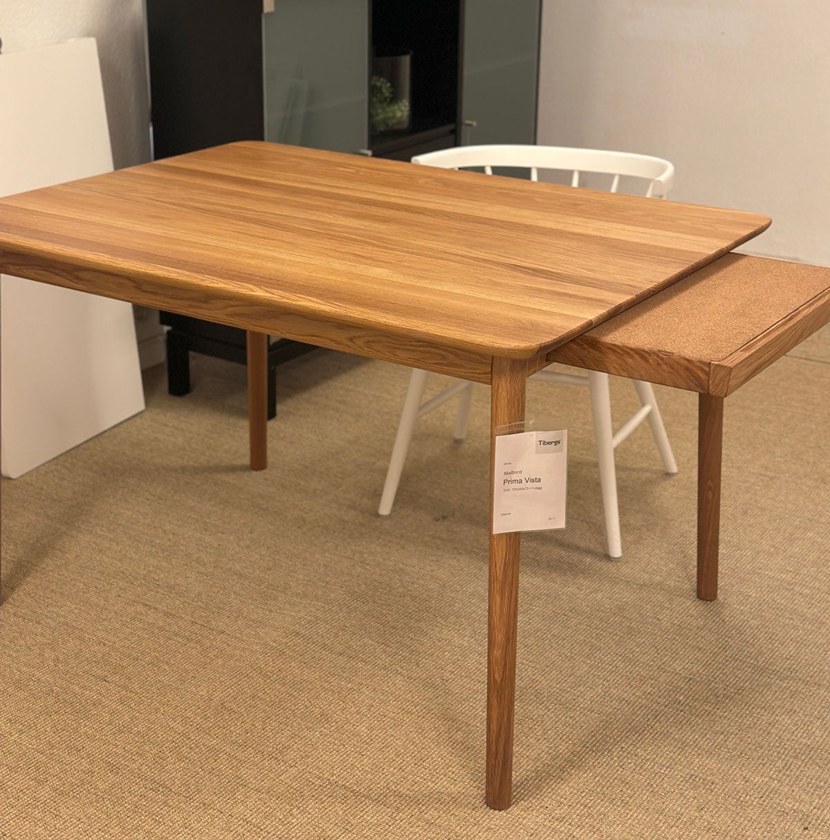 Prima-vista-matbord-stolab-utstallningsex-1