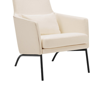 Siri Fåtölj, detaljbild på armstöd med läderdetalj