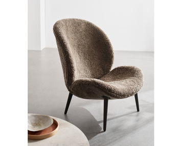 Vipp466-lodge-lounge-curly-01-high