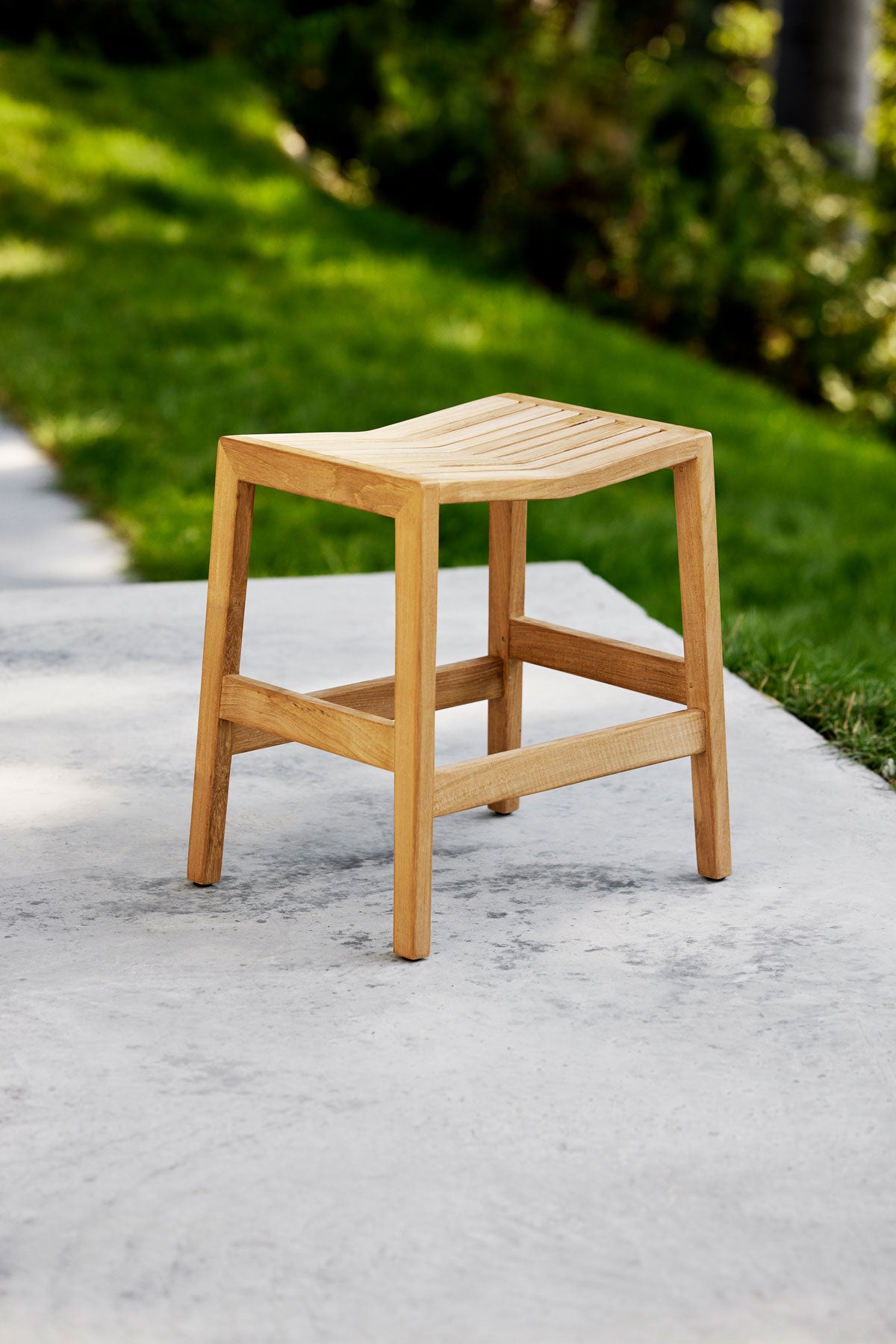 Flip-stool
