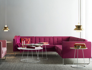 Breeze Bord i olika storlekar vid Madison Soffa i rosa tyg