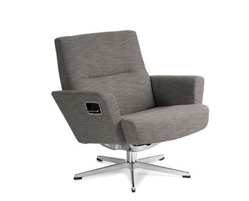 Relieve Fåtölj Låg med snurrfot i aluminium
