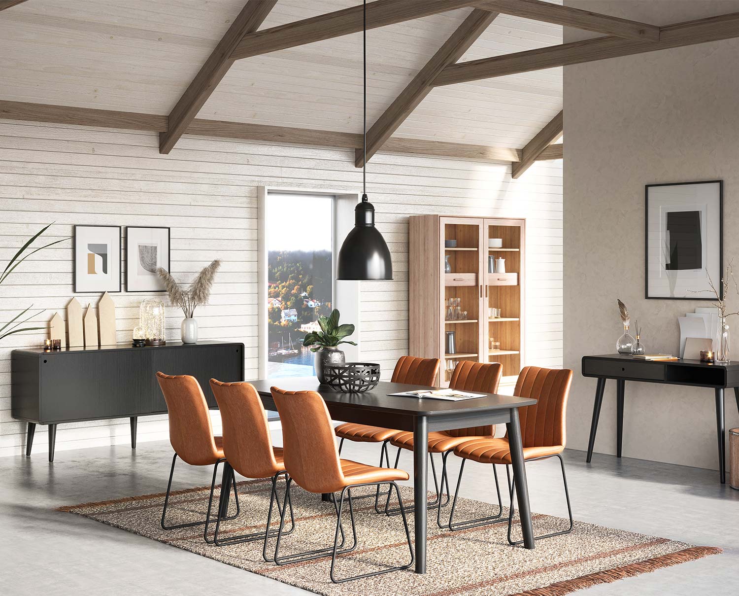 CASØ 500 Matbord i en ljus matsal med liggande väggpanel och med högt i tak och mörka takbjälkar.